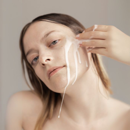 Milky toning essence 100ml